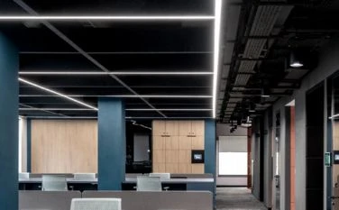 LED லீனியர் லைட் விலை காரணிகள்: B2B ஆதாரத்திற்கான வாங்குபவரின் வழிகாட்டி